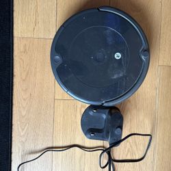 iRobot Roomba Vacuum 