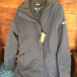 Brand New Ladies 2x Oros Winter Car Coat (Retail $349.00)