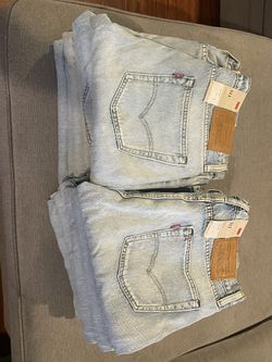 511 Slim Fit Levi size 33x34 and 32x32