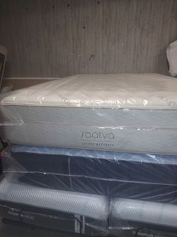 💤💤💤 $399 Queen Saatva Luxury Mattress Medium Firm $399 💤💤💤