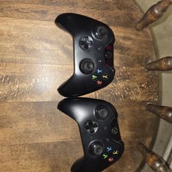 Xbox One Controllers 