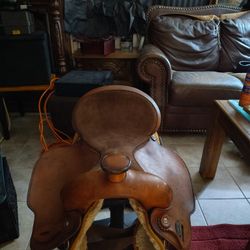 Horse Saddles 