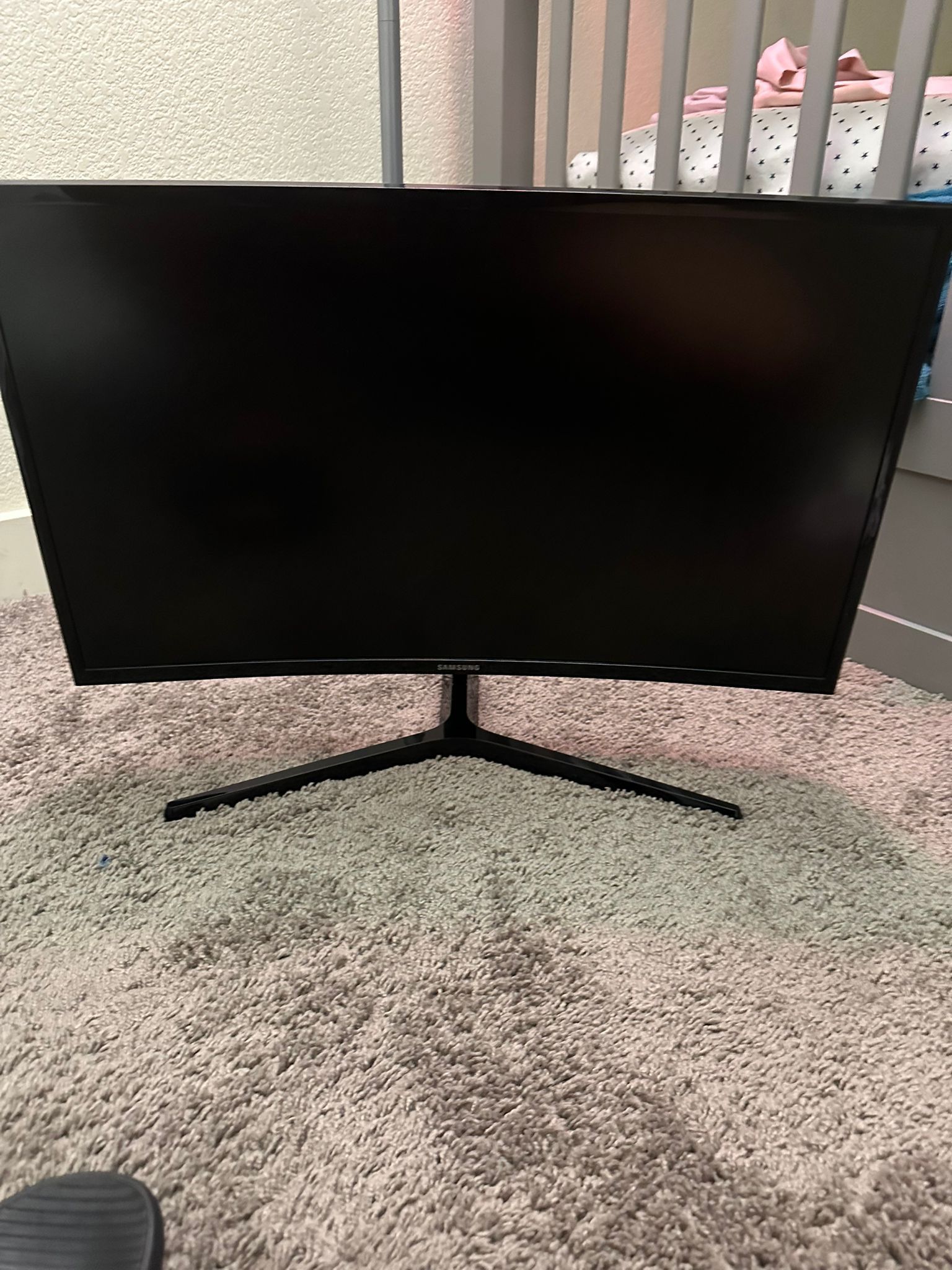 Samsung 60 hz 24’ 1 mes d uso