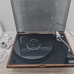 Original Rega Planar 2 turntable - needs some work