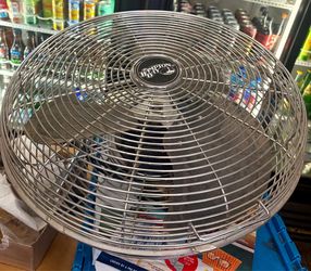 SEMI NEW FULL POWER FAN $20