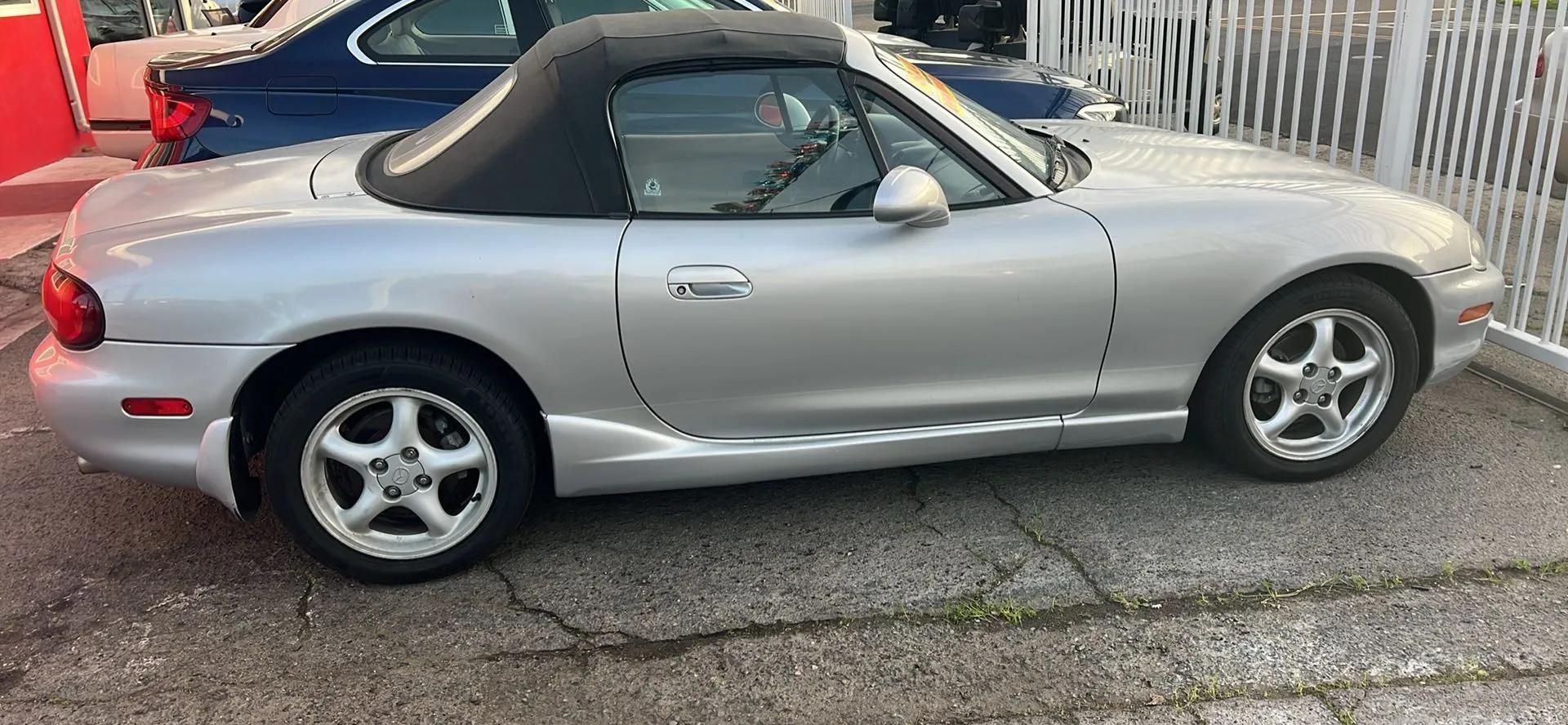 1999 Mazda MX-5 Miata