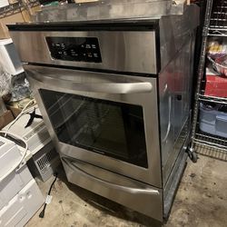 Frigidaire Wall Oven Used Less Than 1 Year 