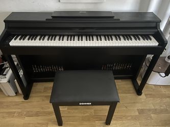 Donner piano And bench With Storage