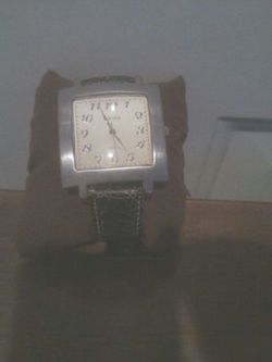 NEW BLK ANTIQUE STYLE WATCH