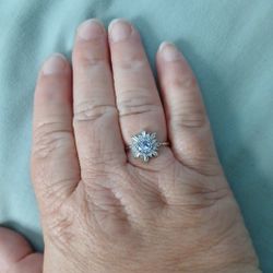 Fragrant Jewels Ring 