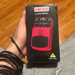 Behringer UM300