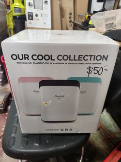 COOLULI
Classic 0.35 cu. ft. Retro Mini Fridge in White without Freezer