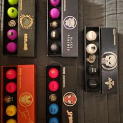 VOLVIK MARVEL GOLF BALL, HAT CLIP AND BALL MARKER SETS