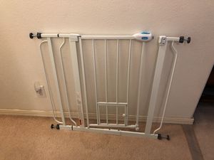 Photo Lightly used extra wide baby / pet gate