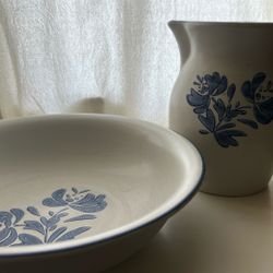 3QT Bowl And Matching Pitcher 