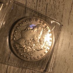 1900 S Morgan Silver Dollar Au