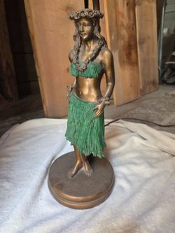 Hawaiian Hula Dancer Lamp (no lamp shade)