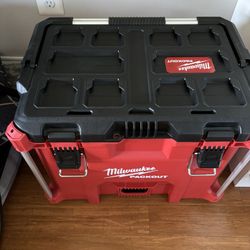 New Extra Large Milwaukee Pack Out