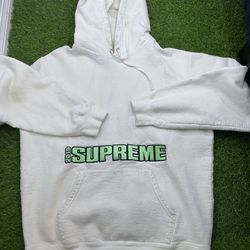 Supreme Hoodie