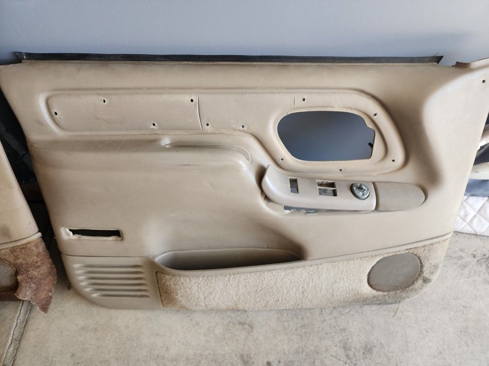 Door Panel For Chevrolet Silverado 1500 Or Gmc Sierra 1990-200