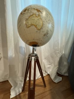 Globe On Stand 