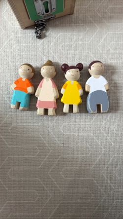 Haba Wooden Family