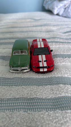 Toy cars that can open the front door
