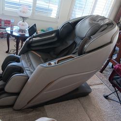 A710 4D Massage Chair, Full Body Zero Gravity Recliner