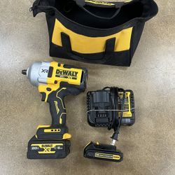 DeWalt DCF961 is a 20V MAX XR 1/2-inch cordless high-torque impact wrench. It delivers up to 1,320 ft-lbs 