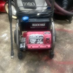 BLACK MAX ELECTRIC PRESSURE WASHER 