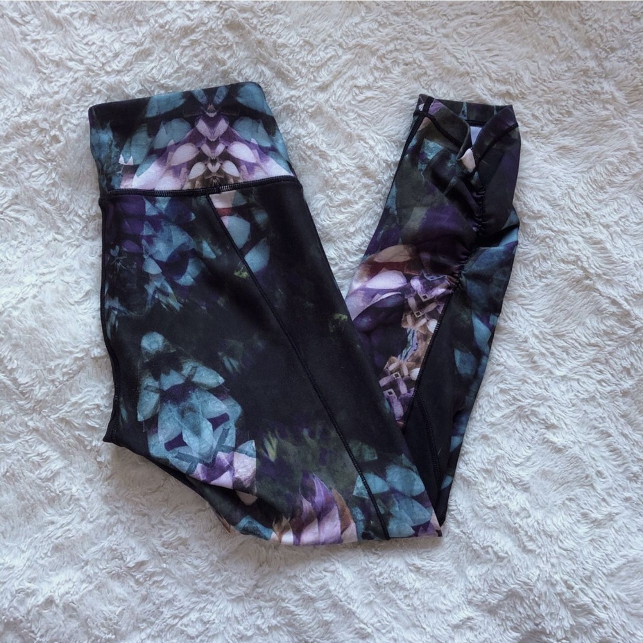CALIA BY CARRIE UNDERWOOD Blue Pink Multicolor Floral Ruched Workout Leggings