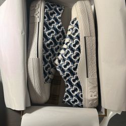 Burberry Shoes 