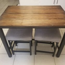 High Top Table With Chairs 