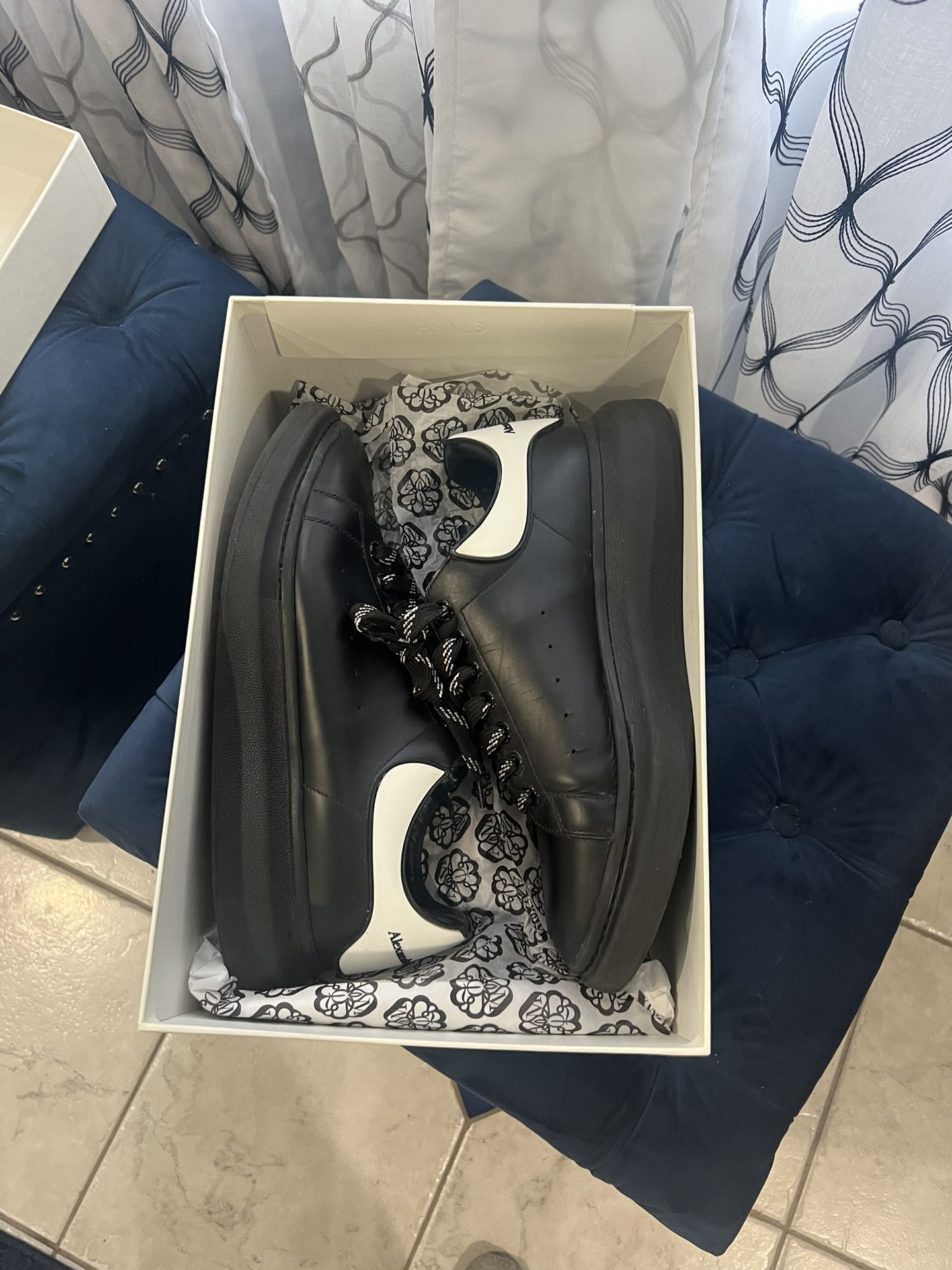 Alexander Mcqueen Men’s Shoe Black And White