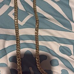 Gold filled Cuban chain has the stamp