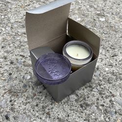 Voluspa Apple Blue CloverCandle