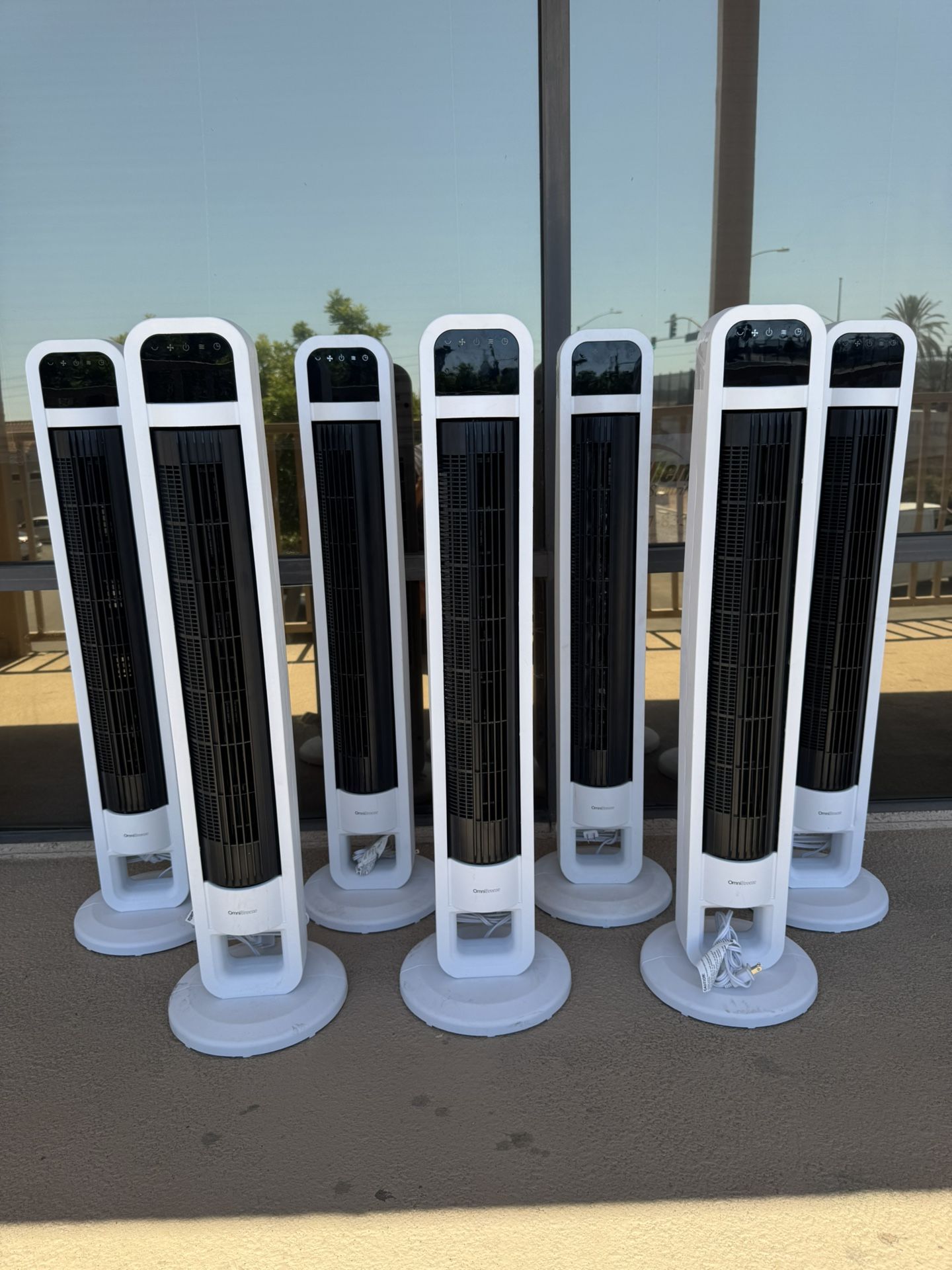 Tower Fan with Internal Oscillation and Wi-Fi, Remote Control  (Omnibreze Brand)