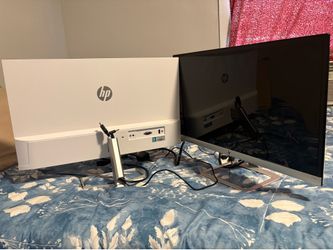 2 HP Desk Monitors