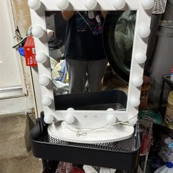 vanity mirror with light