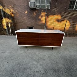 Four Hands Mid Century Modern Media Console Entertaimen Center Tv Stand Cabinet Sideboard Credenza