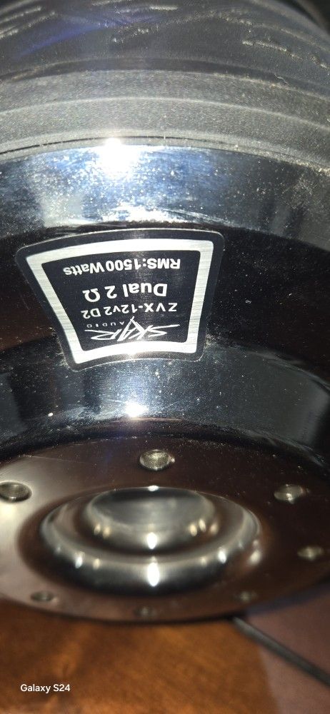 1 12" Zvx Subwoofer