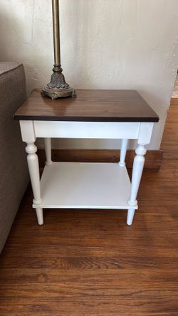 End table