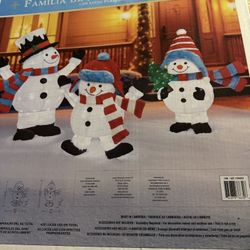 Family Of Snowman Outdoor Decoration 