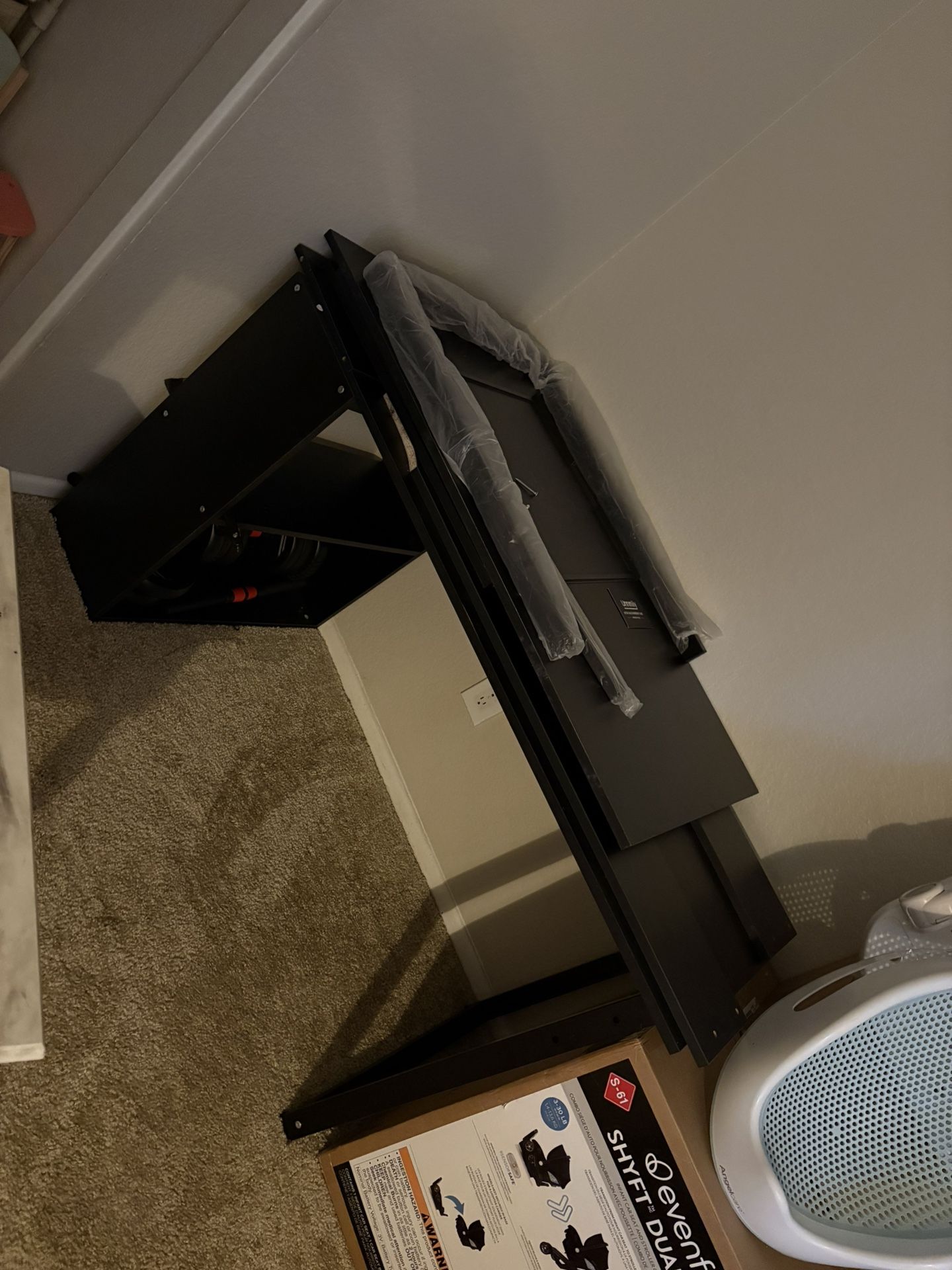 Black Desk Like New