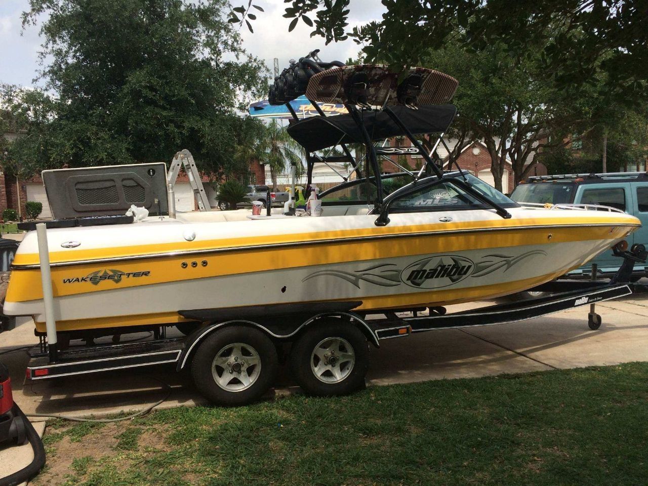 Malibu ski boat