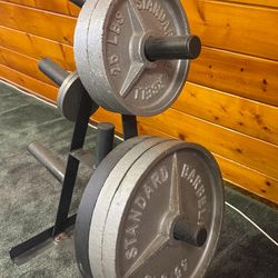 Leg press machine with weights