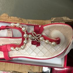 Womens Pealr Sandals