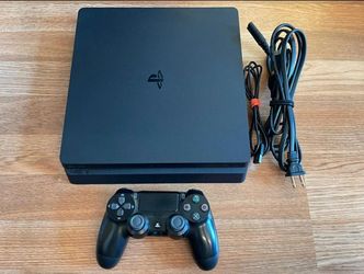 Playstation 4 Slim