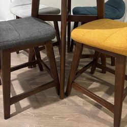 Set of 4 Dining Chairs