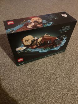 Floating Sea Otters Lego Set Unopened